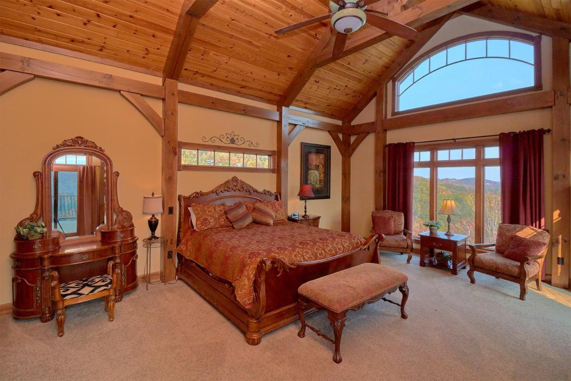 Journey'S End, 5 Bedrooms, Sleeps 12, Private Outdoor Pool, Theater, Sauna Sevierville Luaran gambar