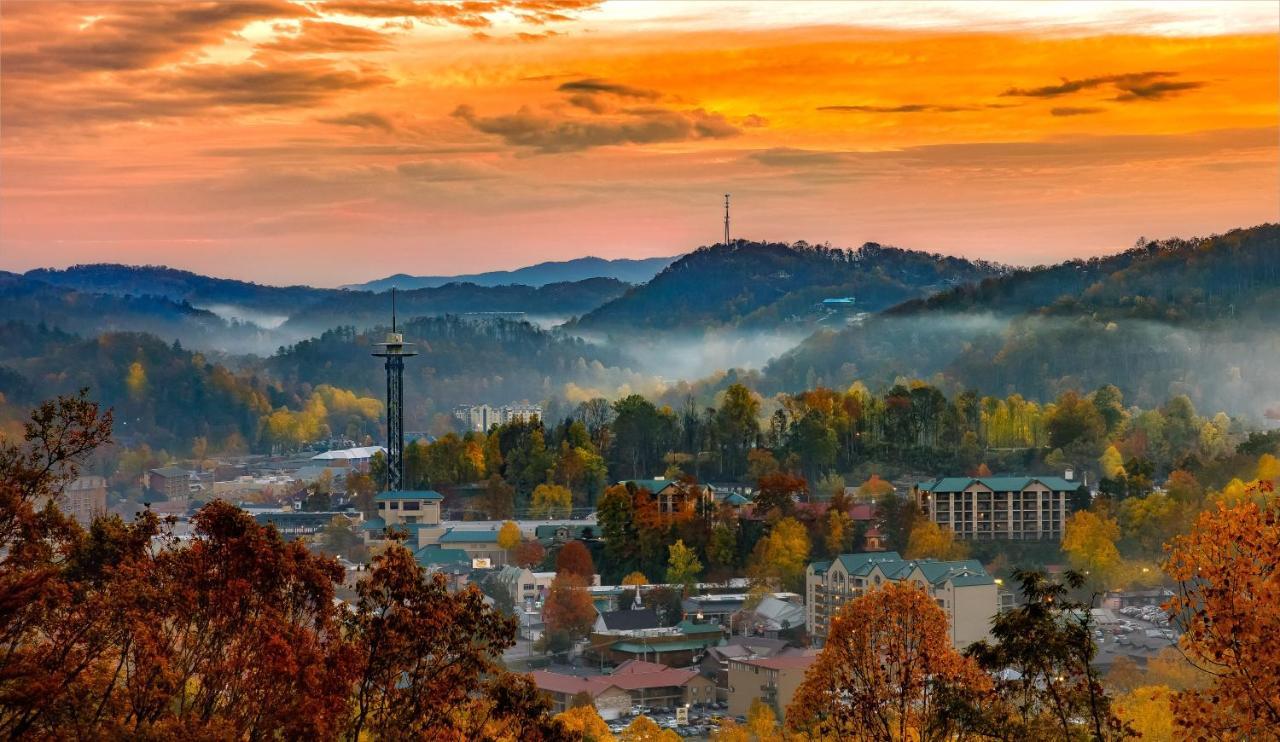 Journey'S End, 5 Bedrooms, Sleeps 12, Private Outdoor Pool, Theater, Sauna Sevierville Luaran gambar